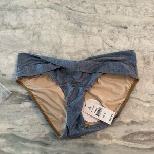 PQ swim
Bikini bottom small blue new